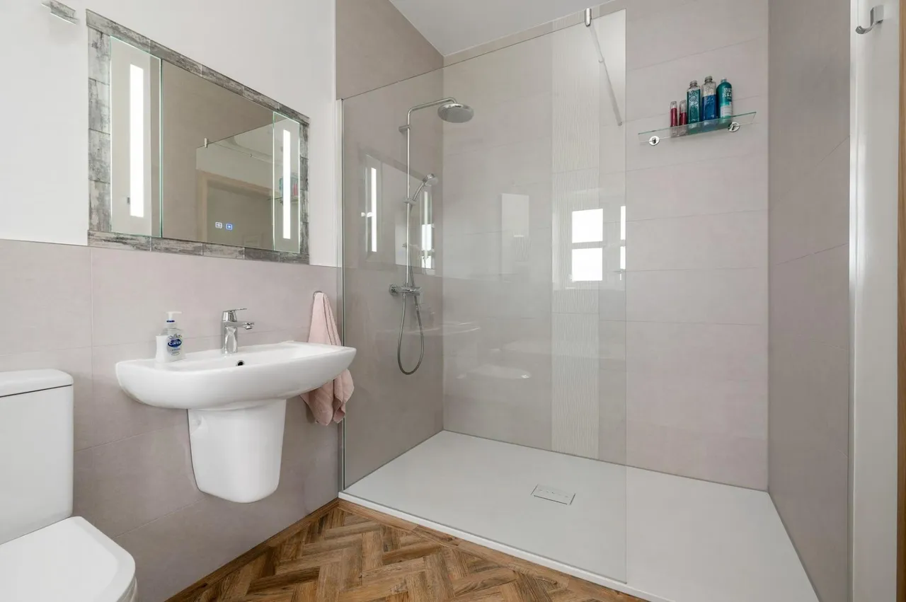 Eldernell Lane, Coates, PE7, photo 23