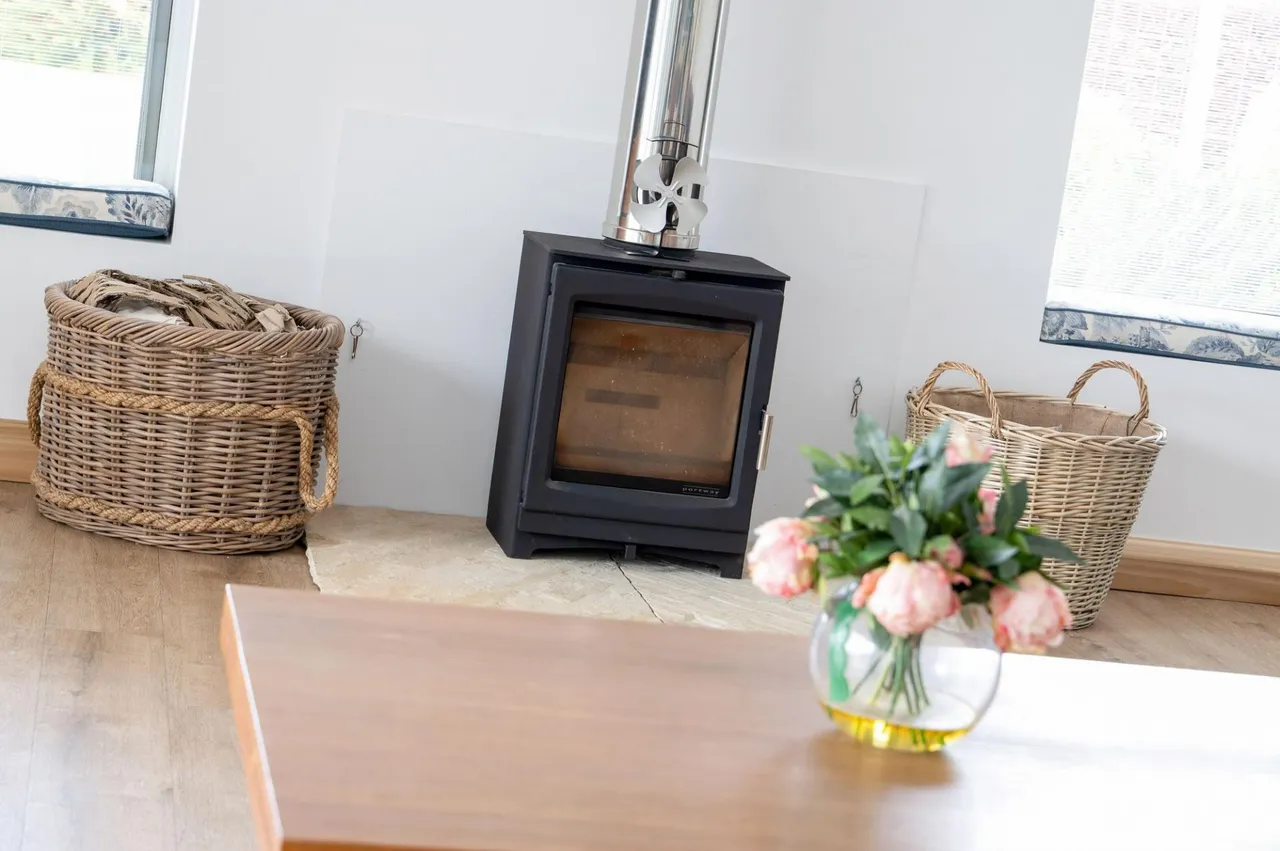 Eldernell Lane, Coates, PE7, photo 11