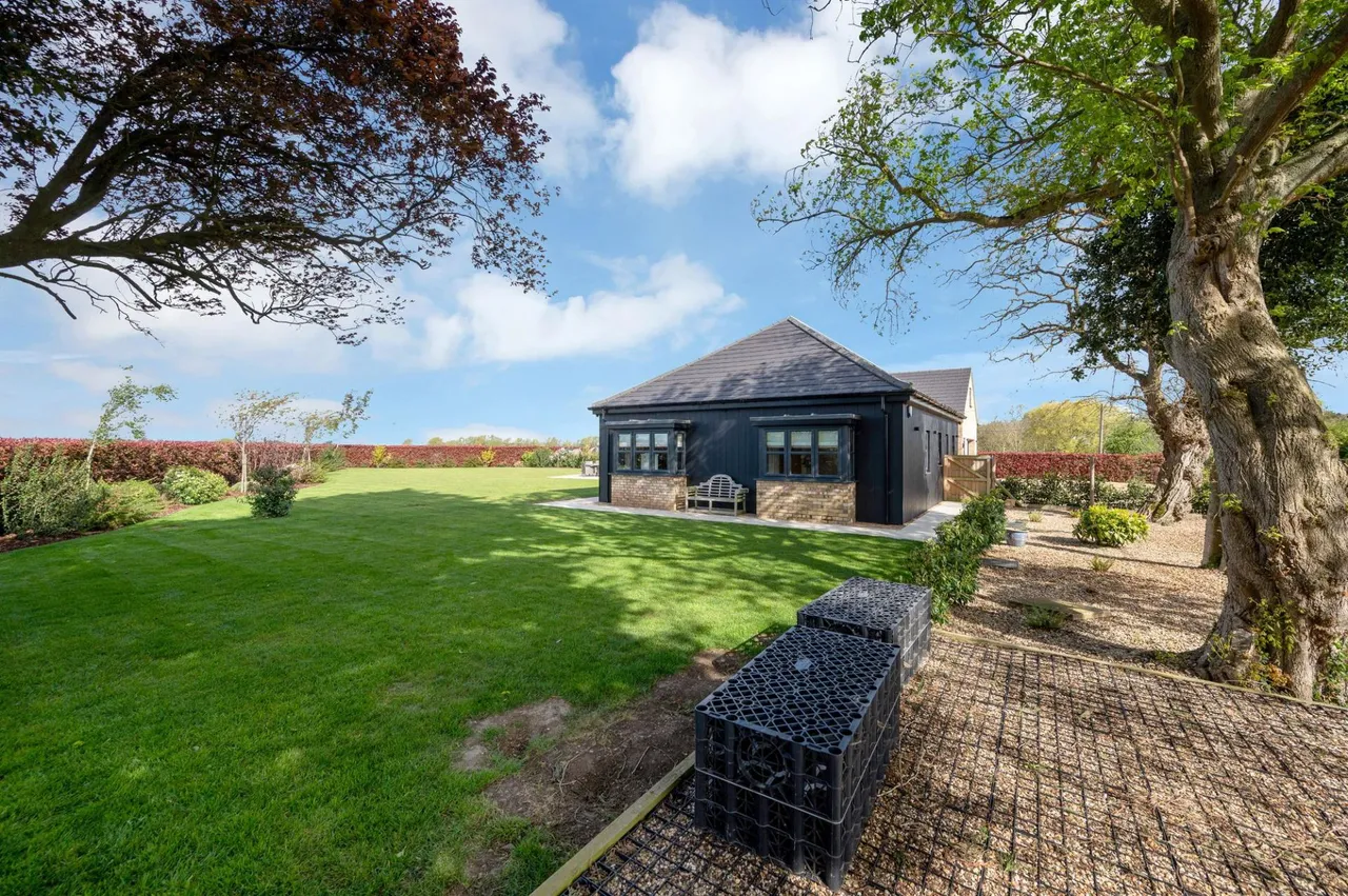Eldernell Lane, Coates, PE7, photo 32