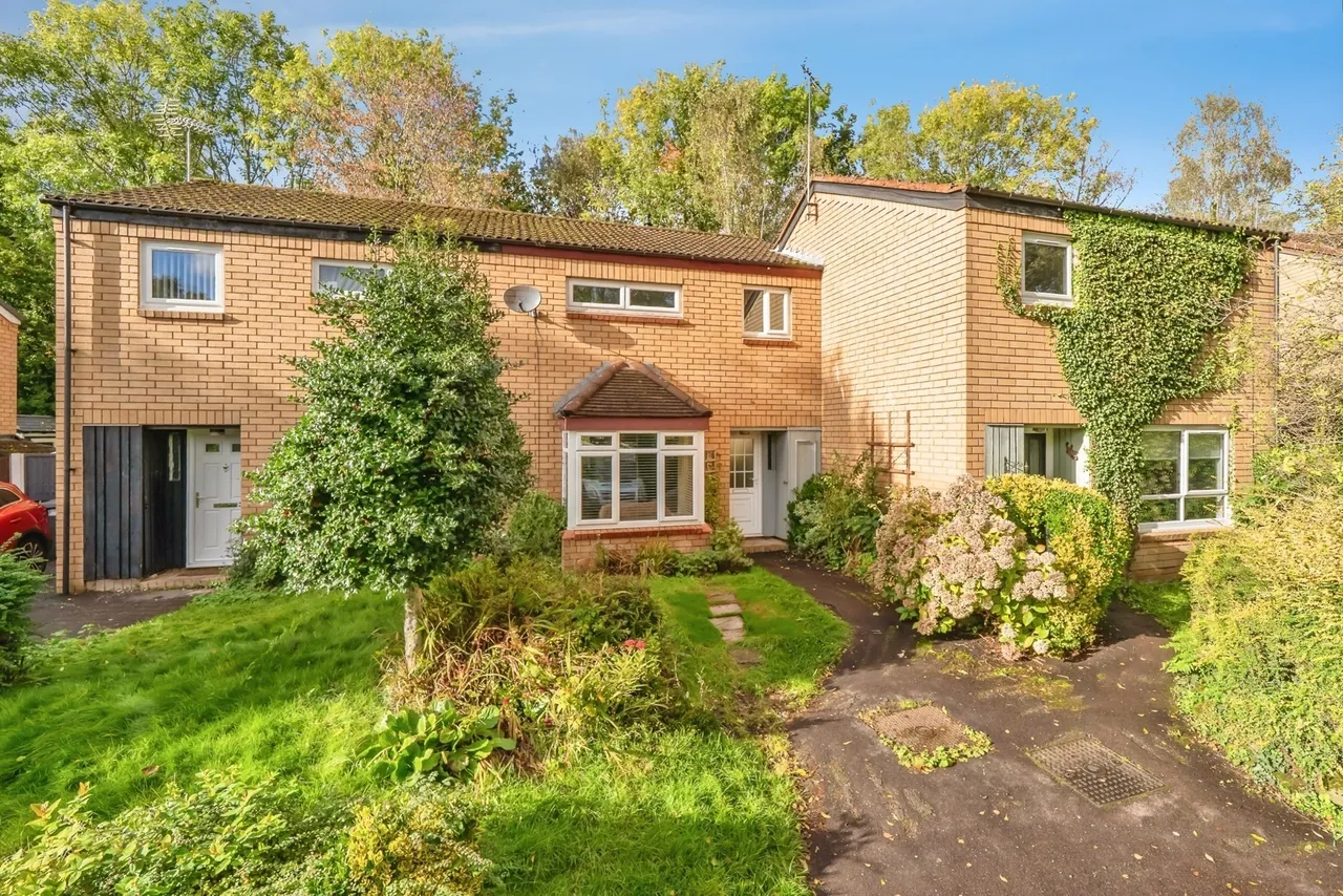 3 bed house for sale, Dunnock Grove, Birchwood, WA3