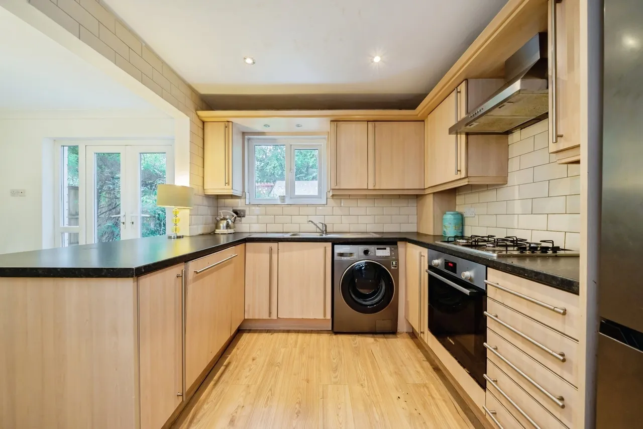 Dunnock Grove, Birchwood, WA3, photo 3