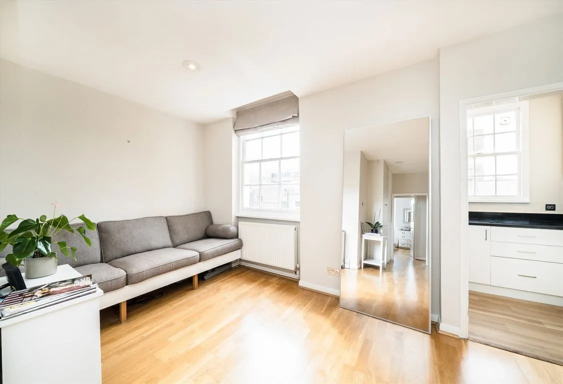 St. Georges Drive, London, SW1V, photo 2