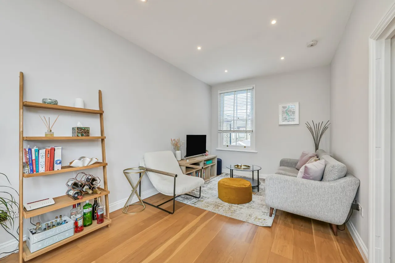 Steerforth Street, Earlsfield, SW18, photo 3