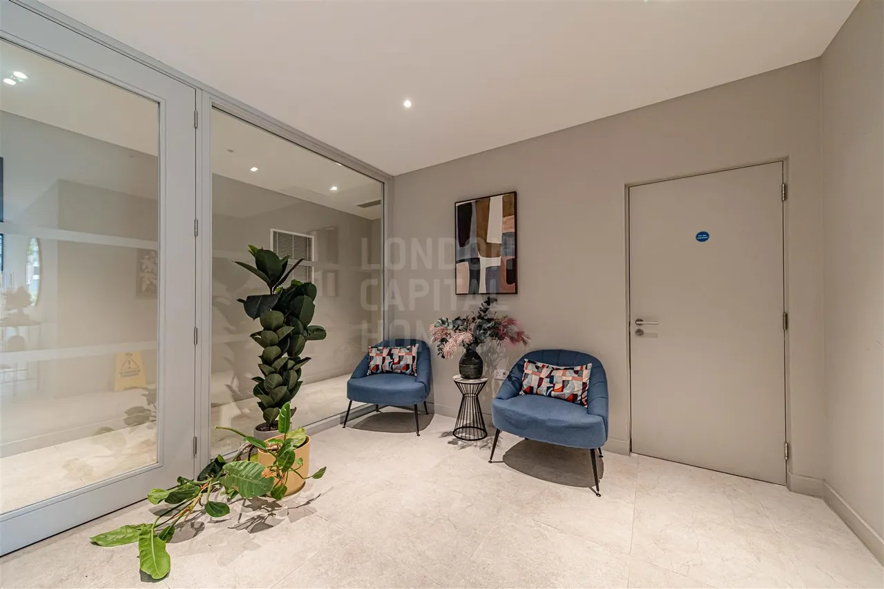 Coster Avenue, London, photo 22
