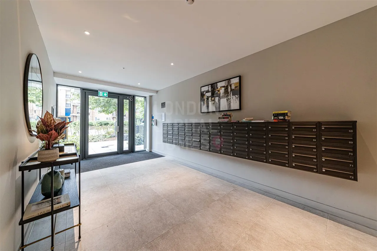 Coster Avenue, London, photo 20