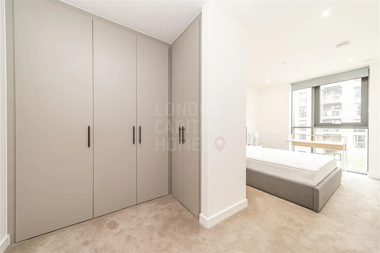Coster Avenue, London, photo 13