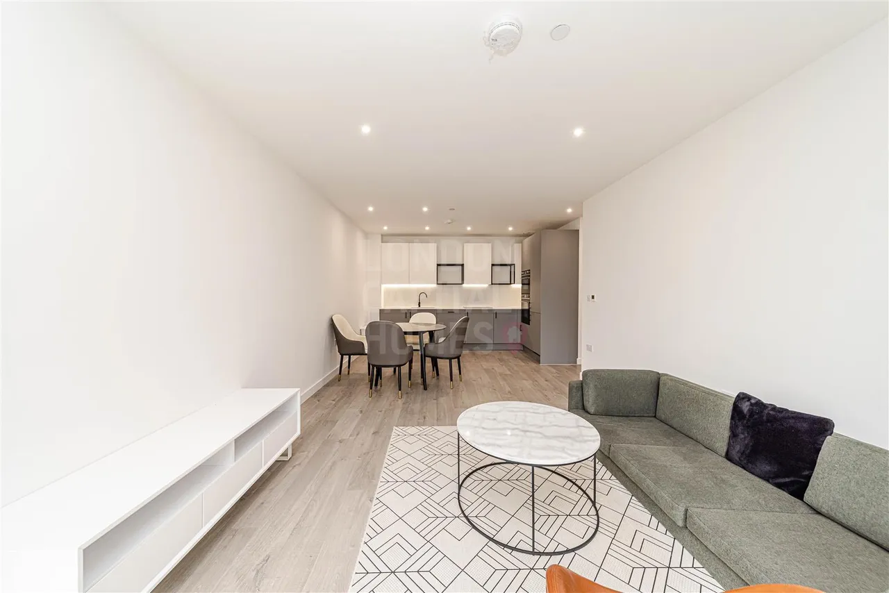 Coster Avenue, London, photo 4