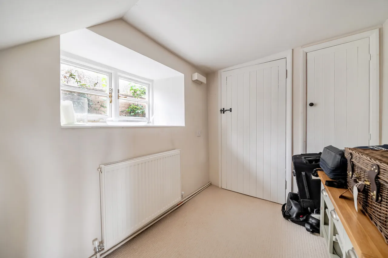 Upper Lambourn, Hungerford, RG17, photo 9