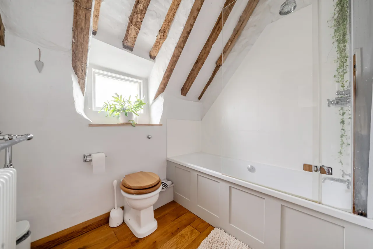 Upper Lambourn, Hungerford, RG17, photo 16