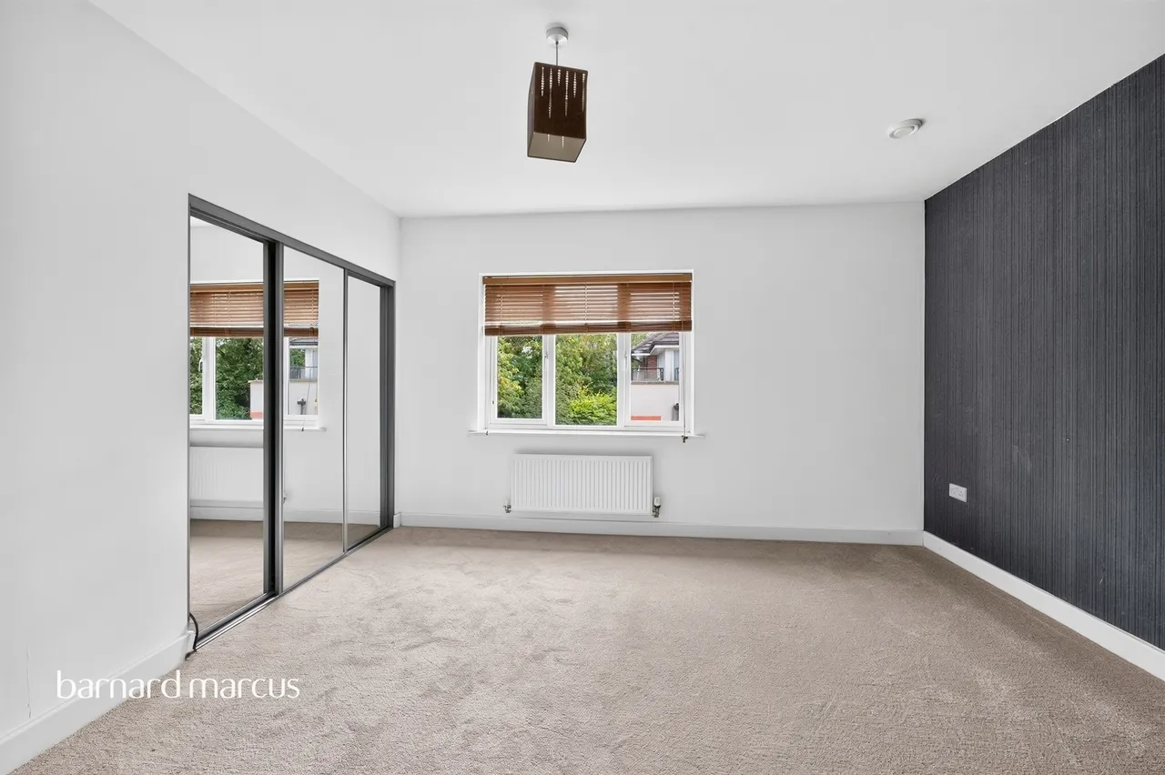 Dalmeny Way, Epsom, photo 5