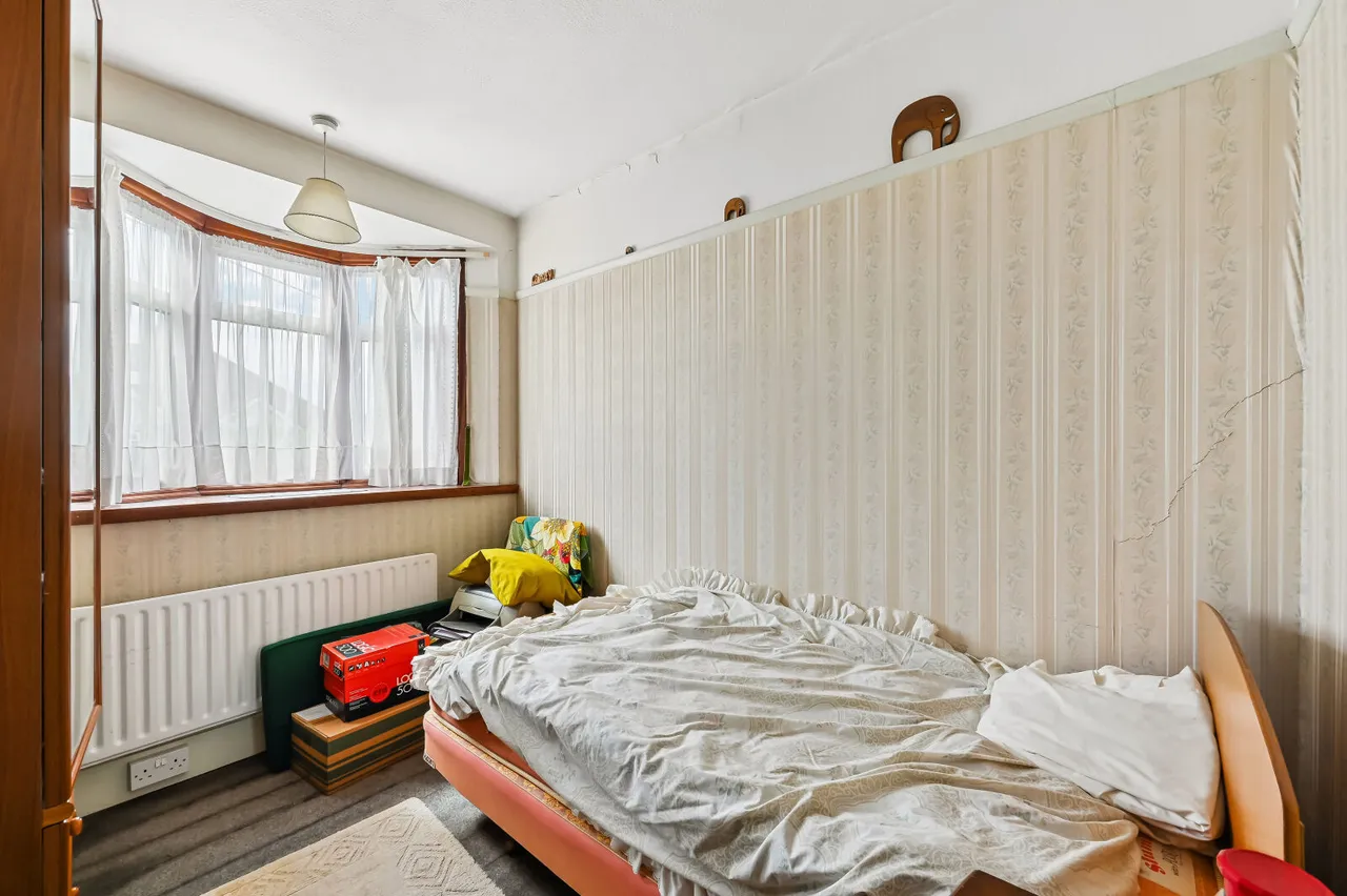 Springfield Avenue, London, SW20, photo 16