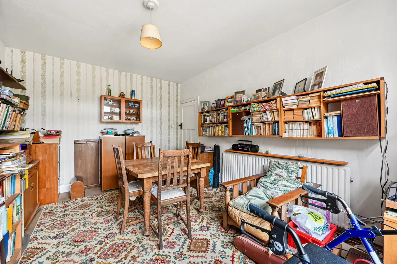 Springfield Avenue, London, SW20, photo 11