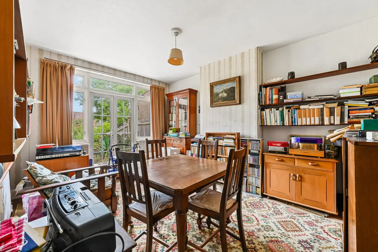 Springfield Avenue, London, SW20, photo 6