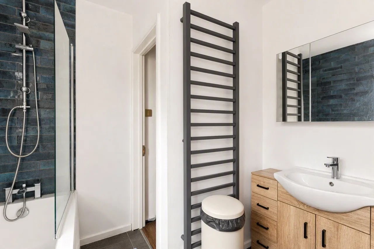 Clyde Crescent, Cheltenham, GL52, photo 6