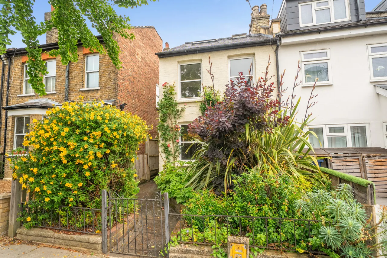 3 bed house for sale — Finchley Park, London, N12