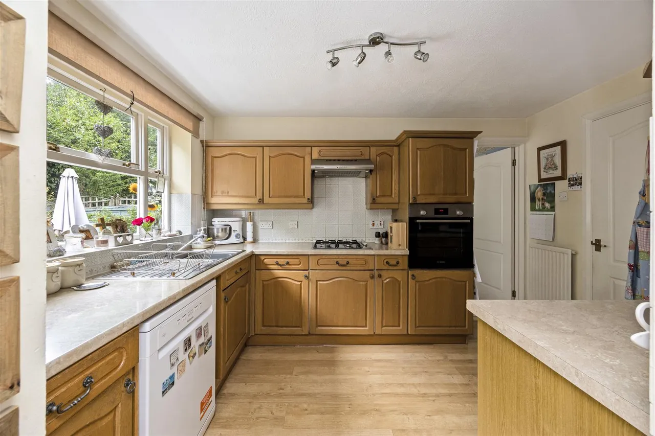 Downland Copse, Uckfield, TN22 1SX, photo 9