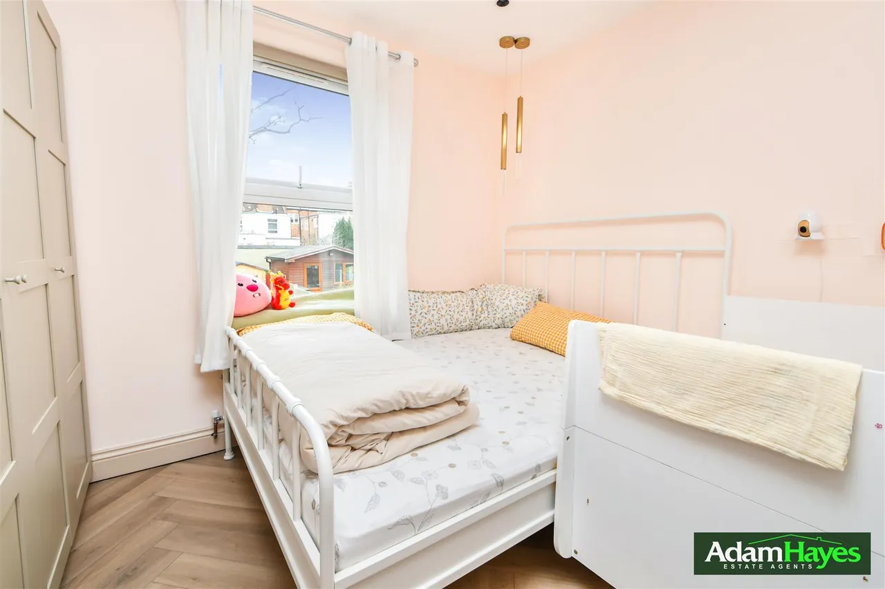 Dollis Road, Finchley Central, N3, photo 5