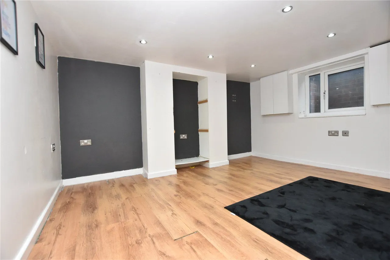 Westerton Road, Tingley, WF3, photo 15