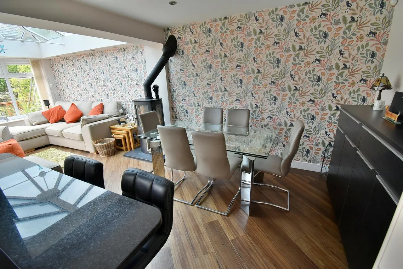 Wollaton Road, BH22, photo 8