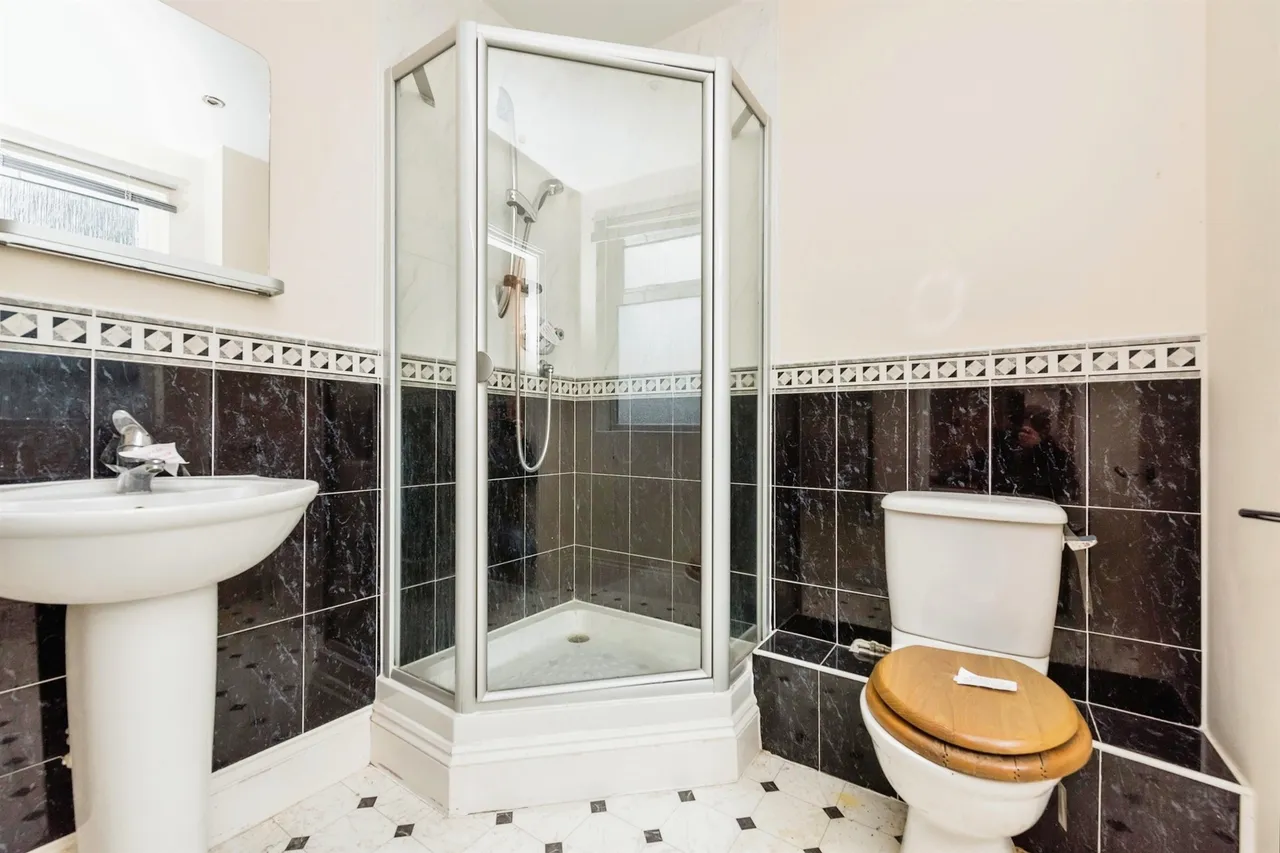 Caversham Place, Sutton Coldfield, photo 7