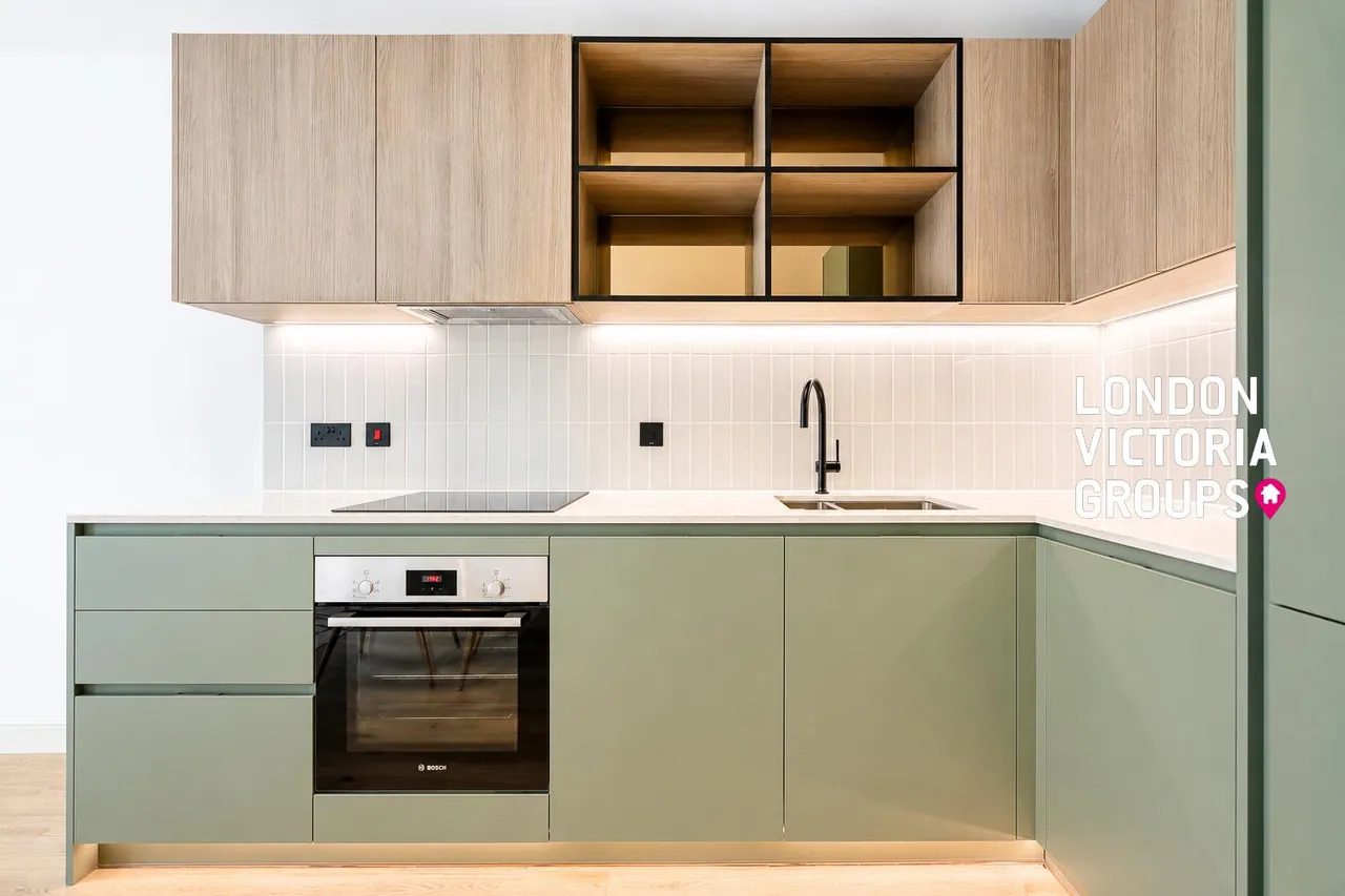 Cedrus Avenue, Southall, photo 6