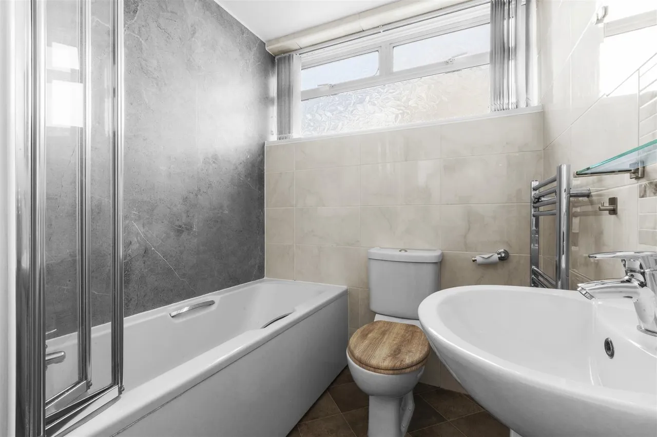 Eastern Dene, Hazlemere, HP15, photo 9