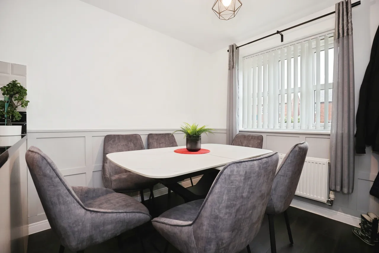 Southwell Drive, Rugby, photo 5