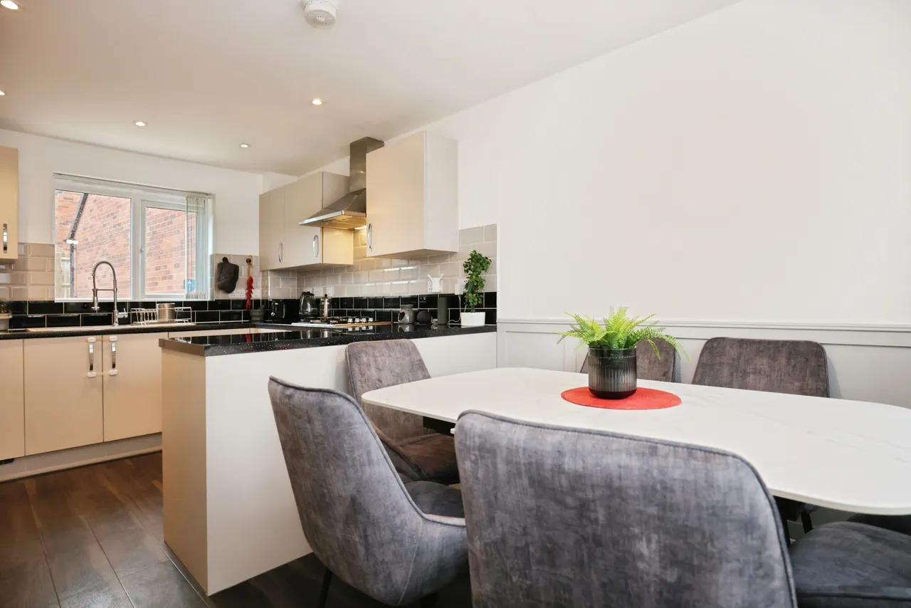 Southwell Drive, Rugby, photo 2