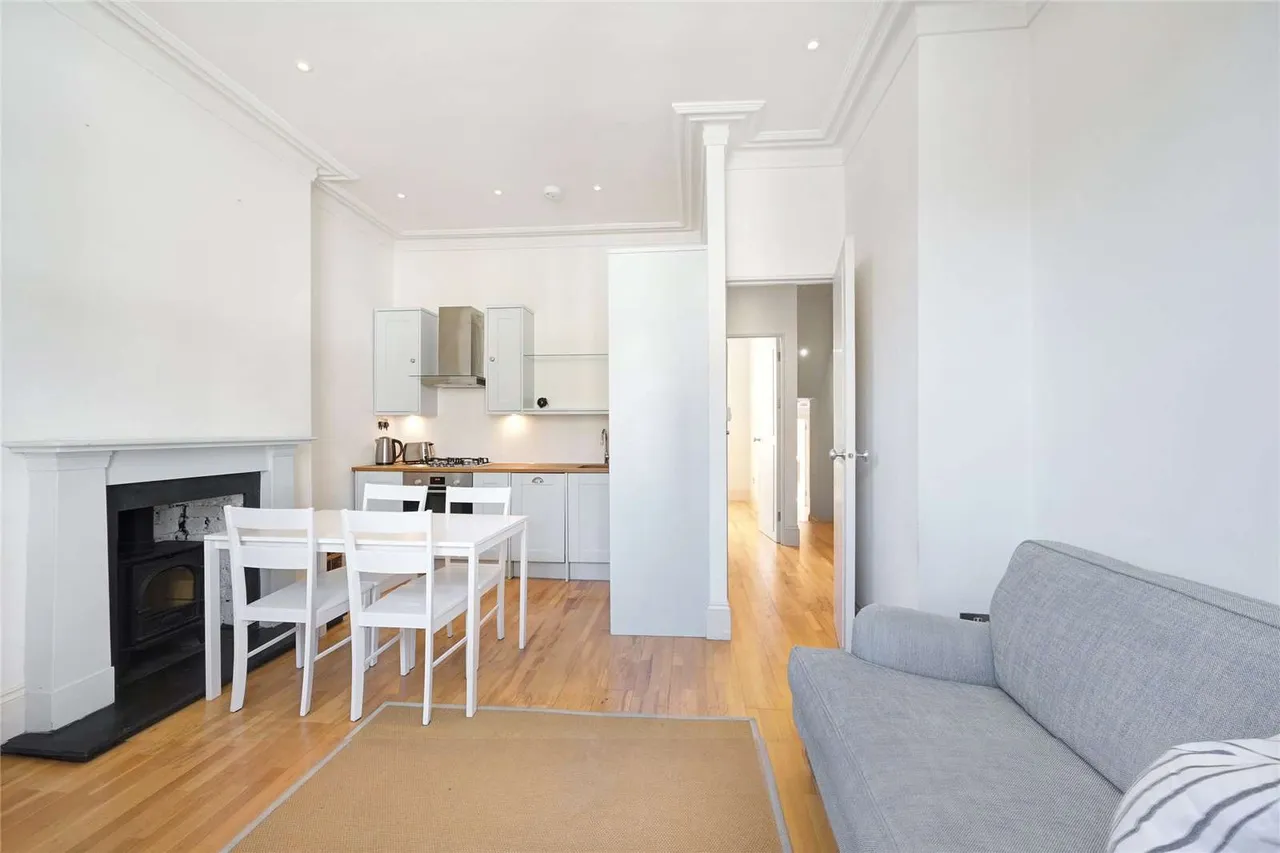Cathnor Road, London, W12 9JD, photo 3