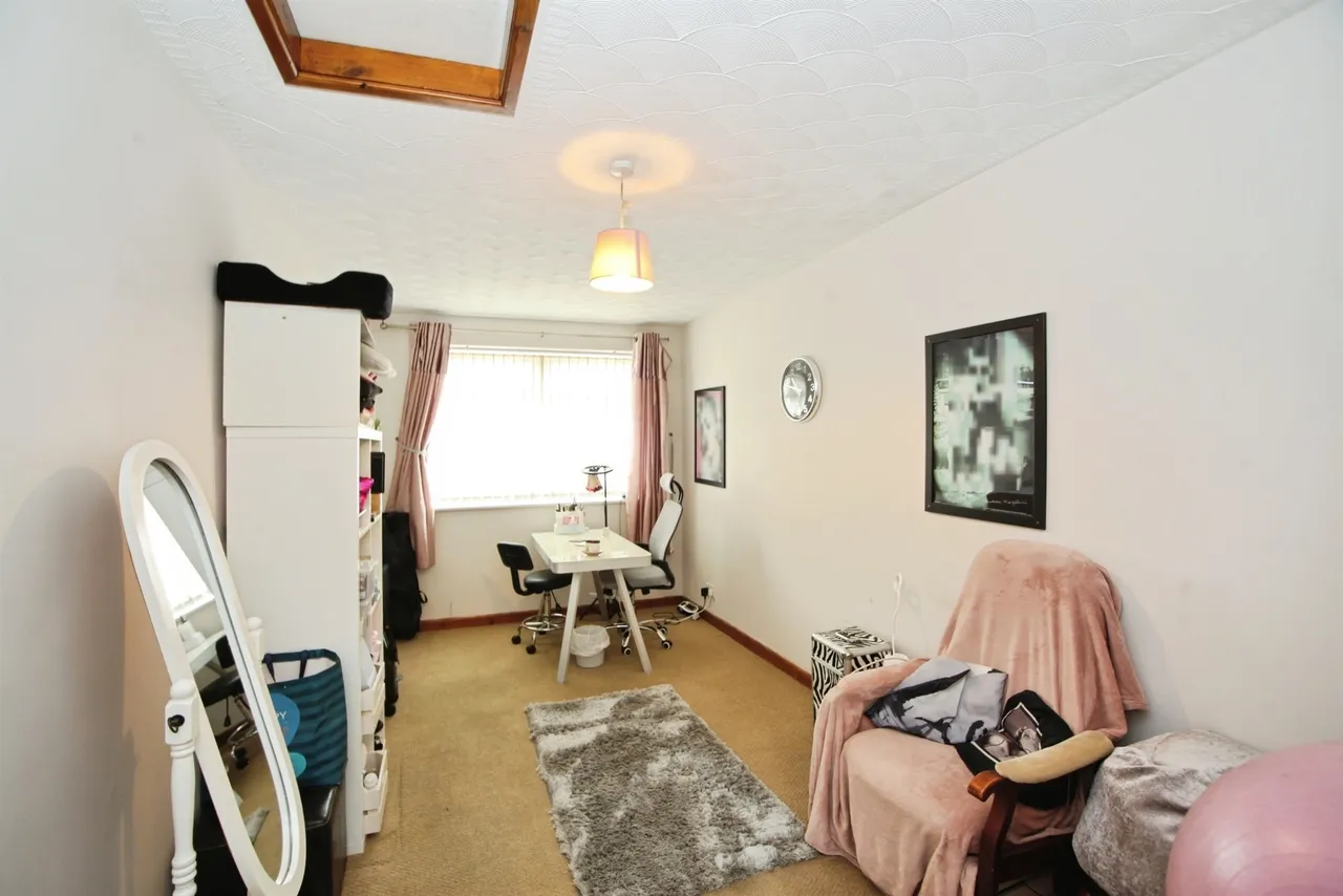 Court Road, Whitchurch, Cardiff, photo 10