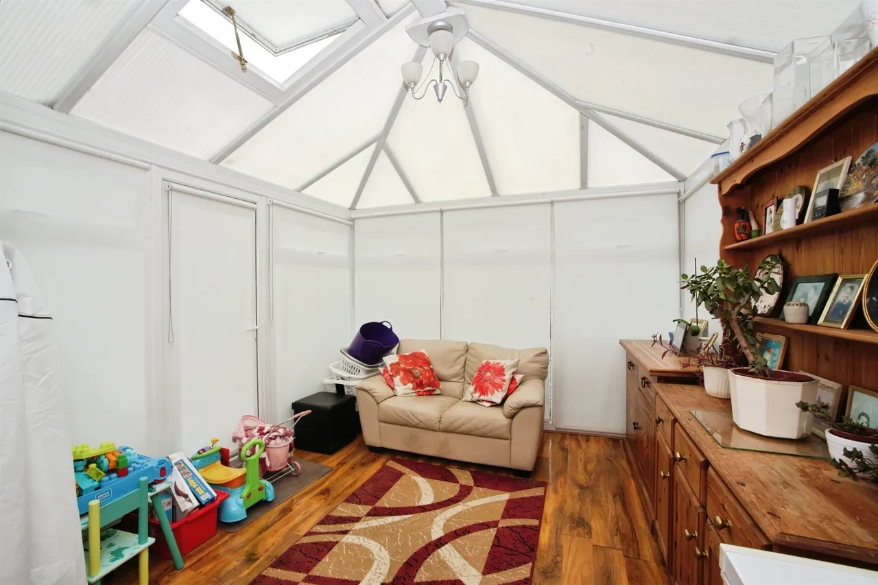 Court Road, Whitchurch, Cardiff, photo 6
