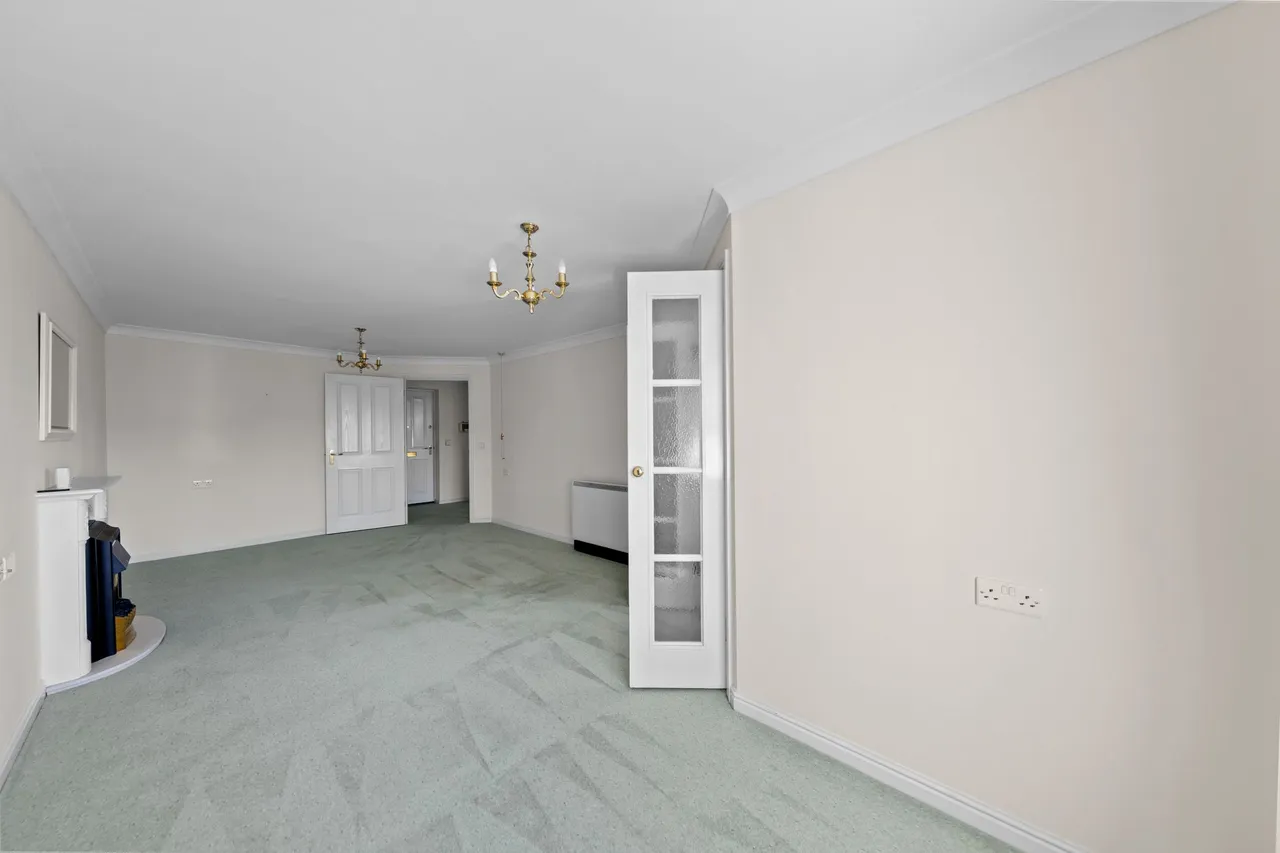 Flat 42, Bartholomew Court Bradshaw Lane, Warrington, Grappenhall, WA4 2JW, photo 3