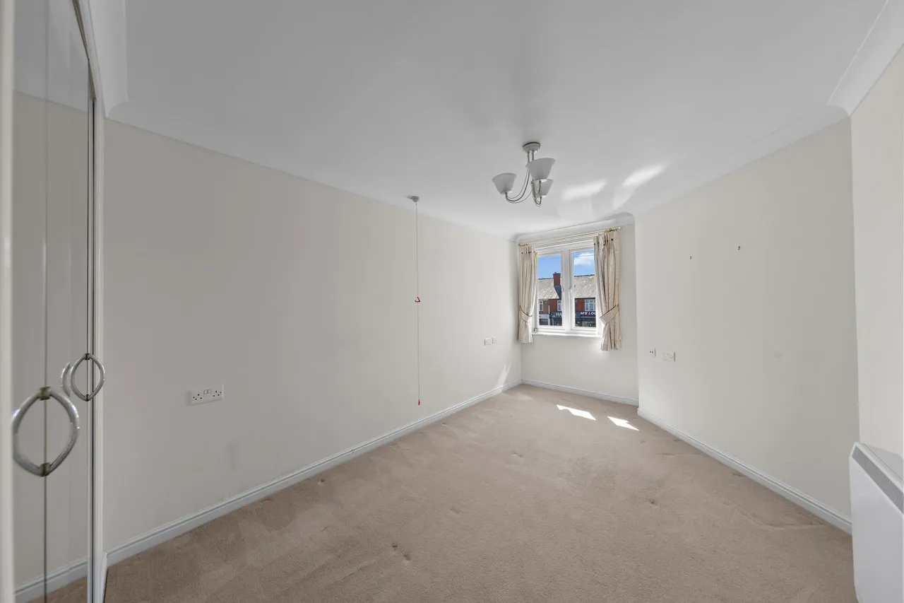 Flat 42, Bartholomew Court Bradshaw Lane, Warrington, Grappenhall, WA4 2JW, photo 8