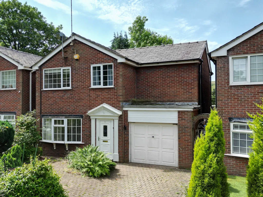 4 bed house for sale — Bentgate Close Newhey, Rochdale OL16 4NB