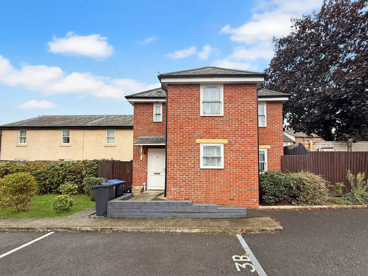 2 bed house for sale, Adcroft Drive, Trowbridge, BA14