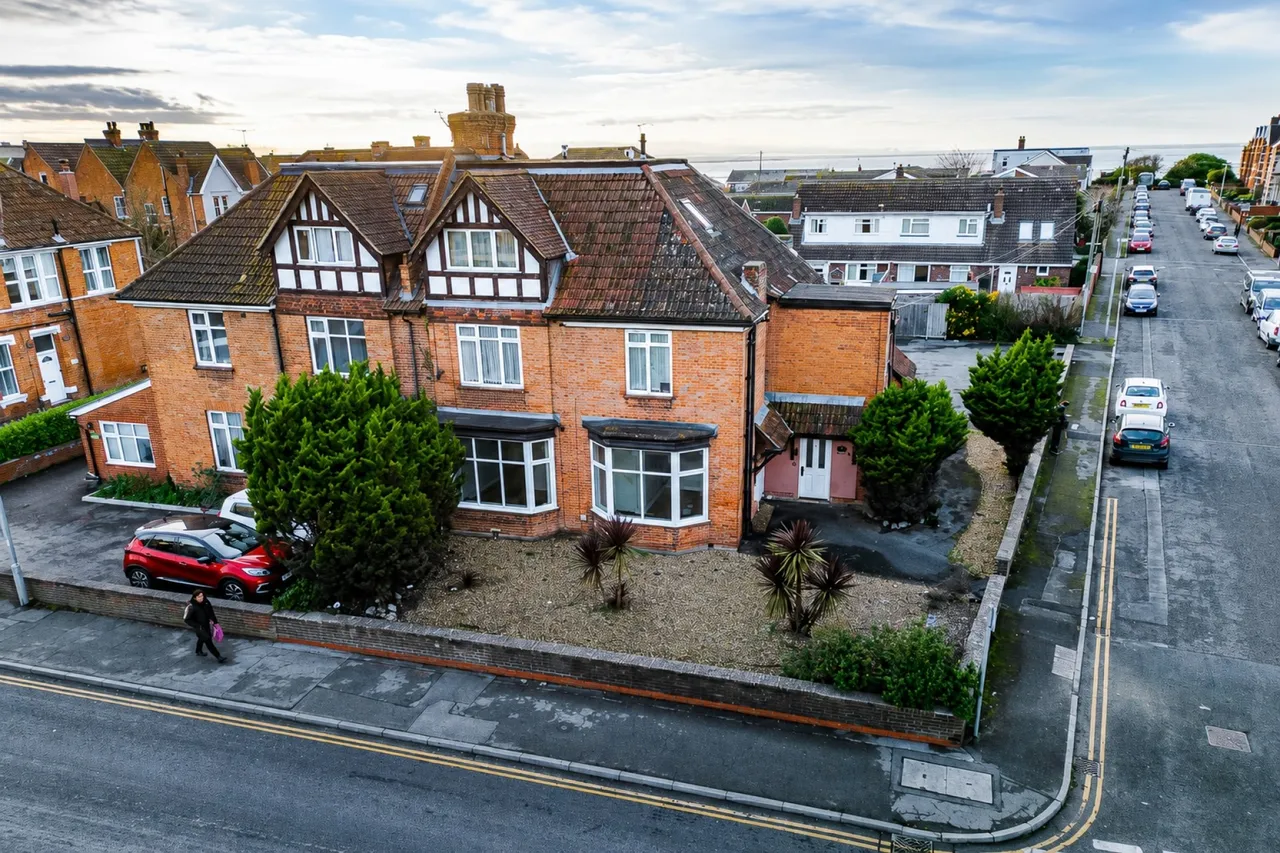 1 bed flat for sale, Berrow Road, Burnham-on-Sea, TA8