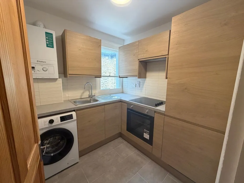 Inderwick Road, London, N8, photo 8