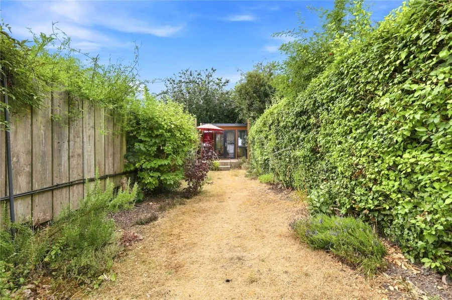 House Under Offer with 1 bedroom in Saffron Walden, CB10, photo 10