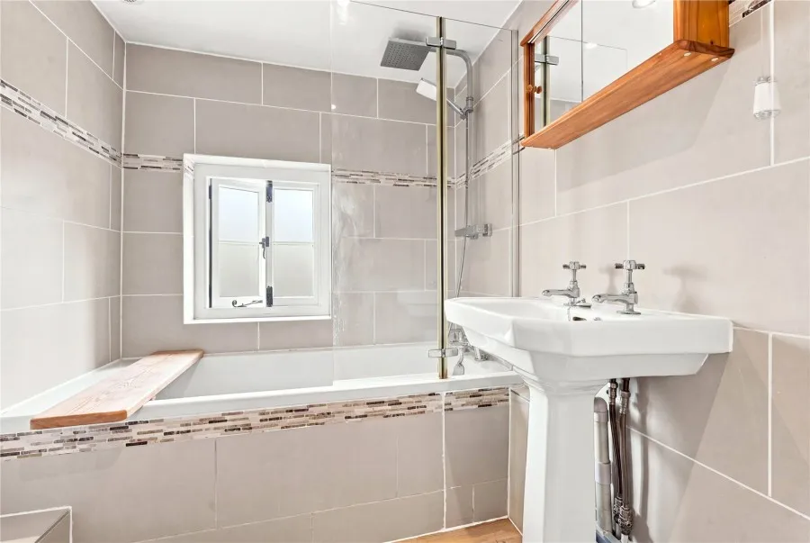 House Under Offer with 1 bedroom in Saffron Walden, CB10, photo 8