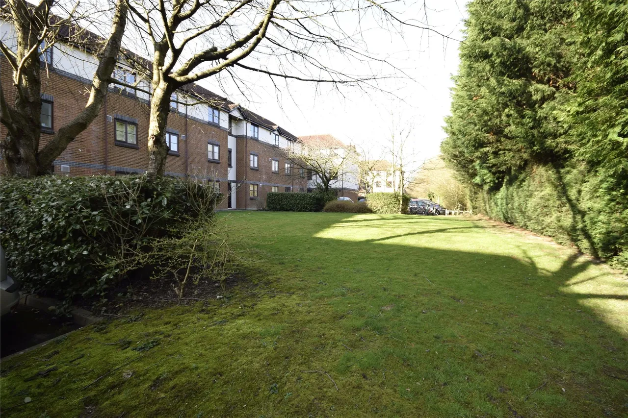 Wordsworth Mead, Redhill, RH1 1AL, photo 6