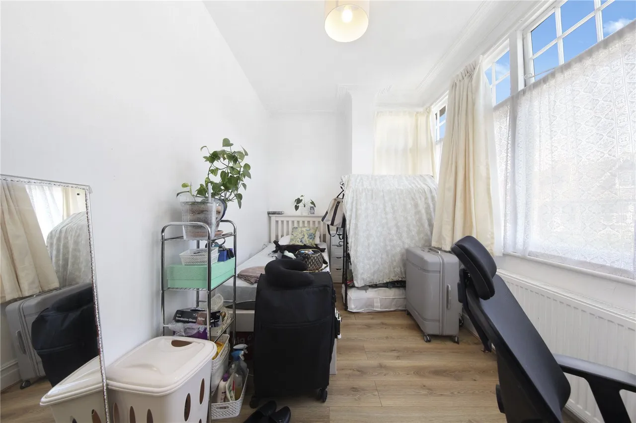 Norbury Crescent, SW16, photo 4