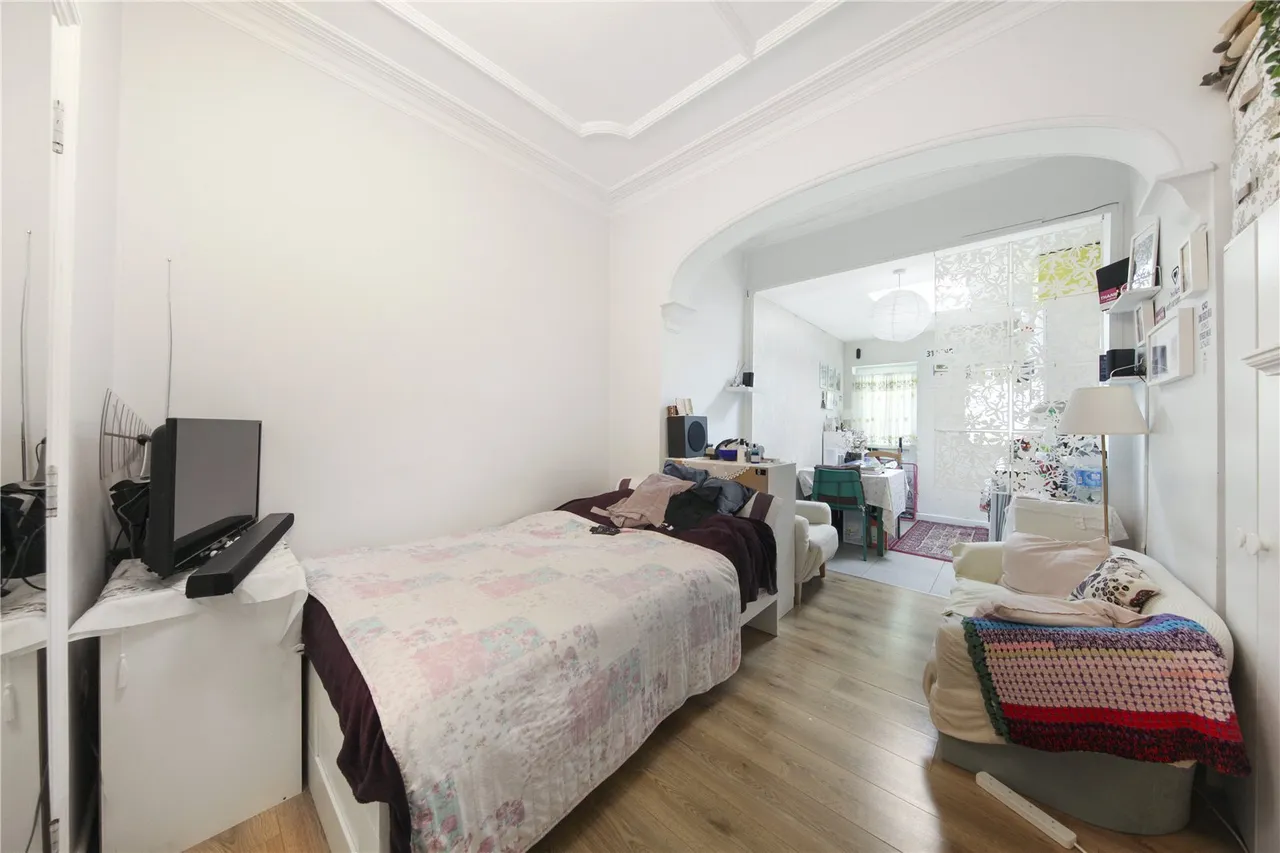 Norbury Crescent, SW16, photo 24