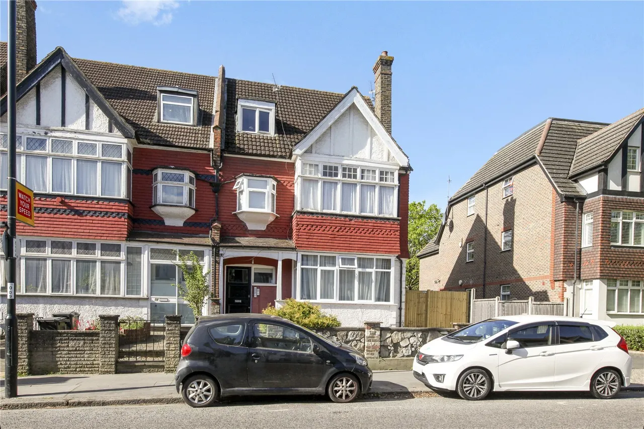 Norbury Crescent, SW16, photo 23