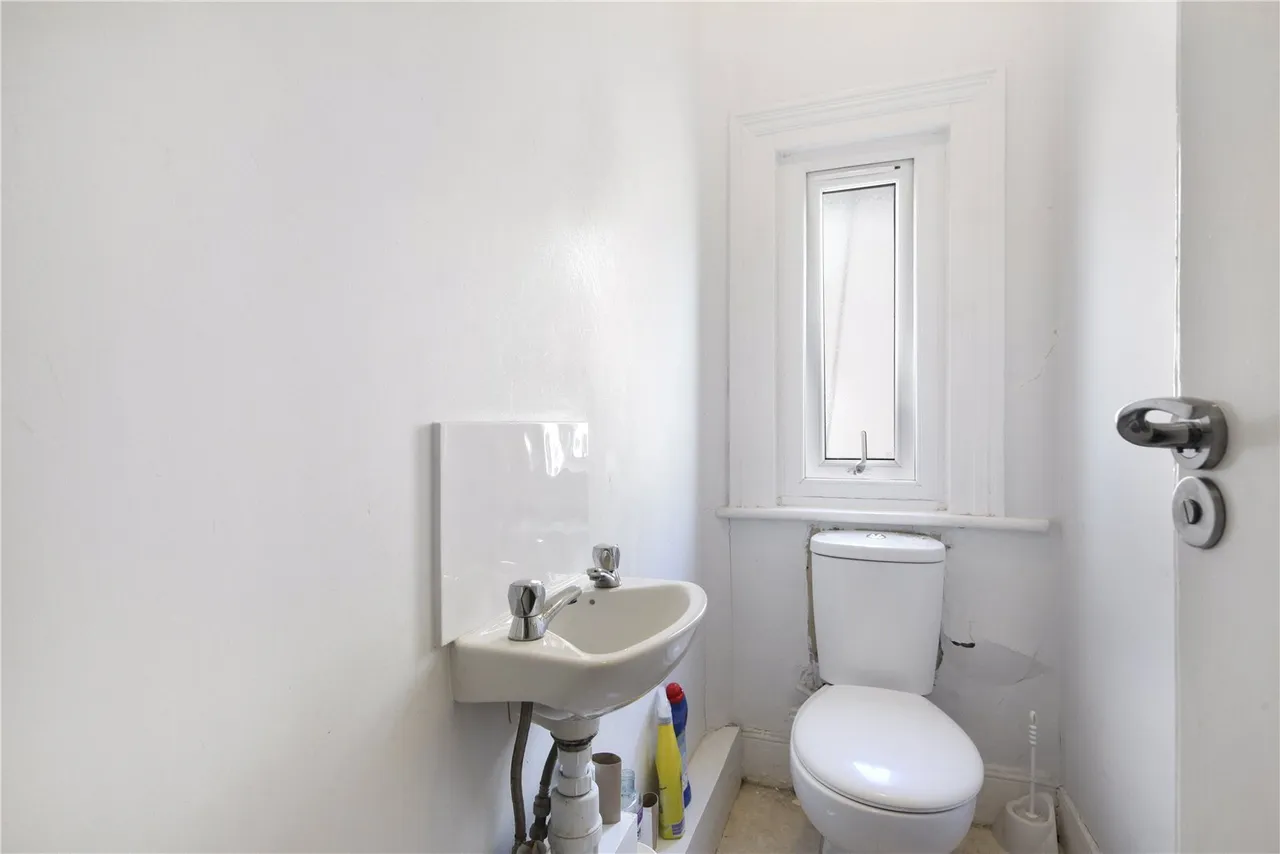 Norbury Crescent, SW16, photo 32