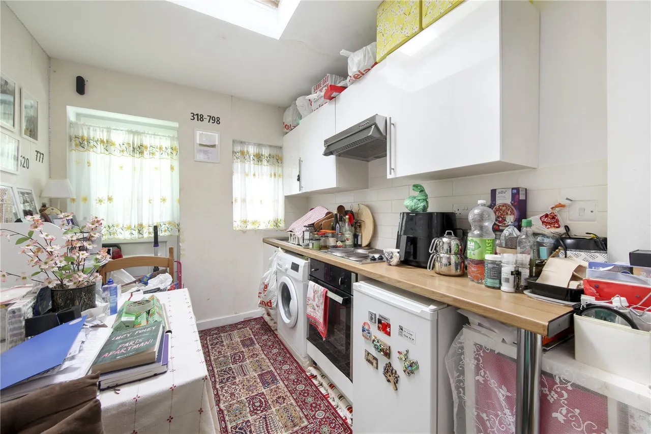 Norbury Crescent, SW16, photo 17