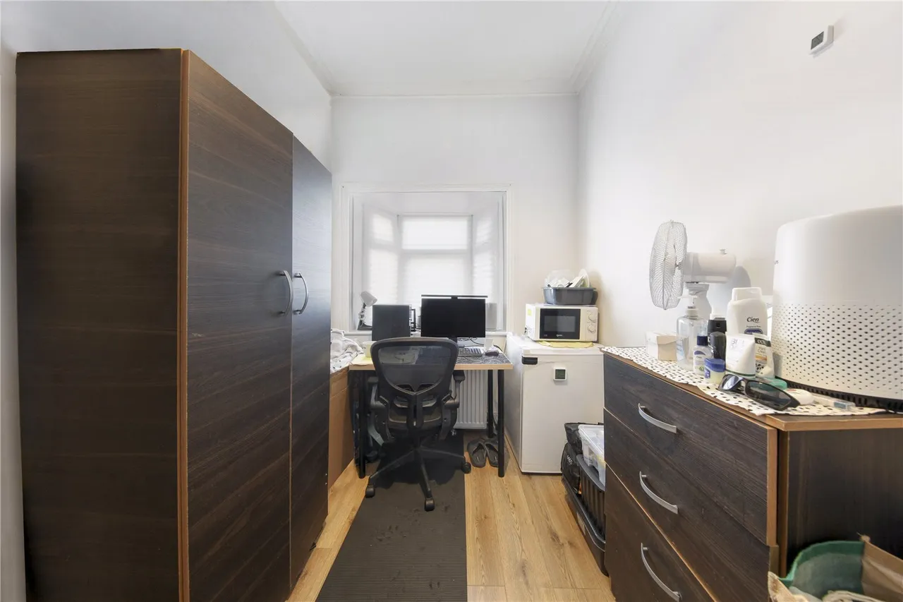 Norbury Crescent, SW16, photo 29