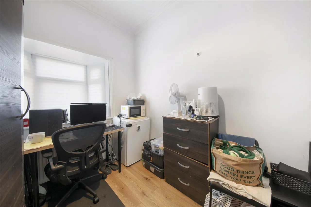 Norbury Crescent, SW16, photo 9