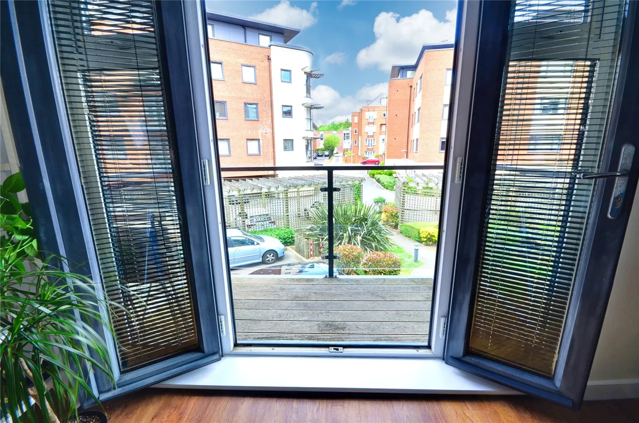 Fosters Place, East Grinstead, RH19, photo 12