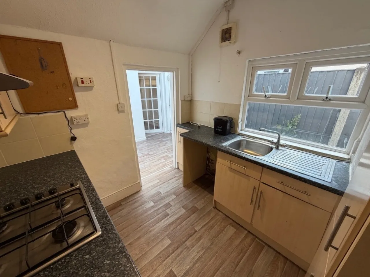 30 Ladysmith Road, Halesowen, West Midlands, B63 2BS, UK, photo 4