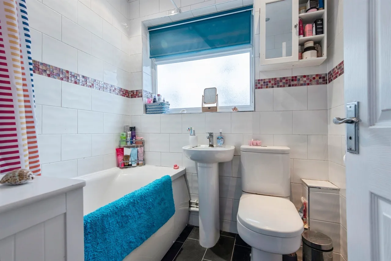 Flambards Close, Meldreth, SG8, photo 13